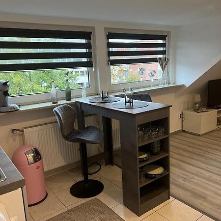 25 Qm Ferienwohnung Neuss Furth Екстер'єр фото