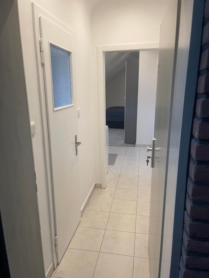 25 Qm Ferienwohnung Neuss Furth Екстер'єр фото