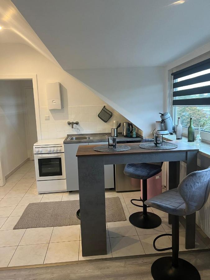 25 Qm Ferienwohnung Neuss Furth Екстер'єр фото
